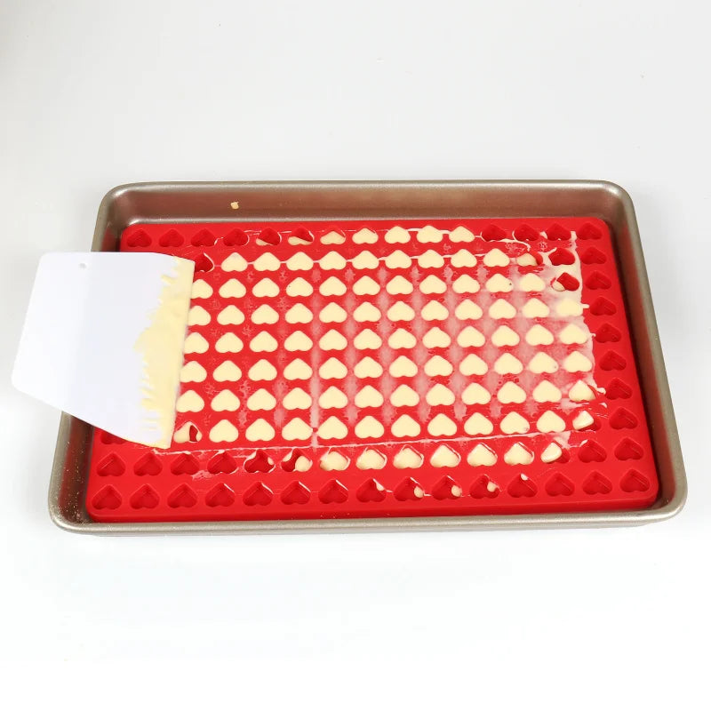 Multi-Cavity Silicone Animal Biscuit Baking Mold for DIY Treats