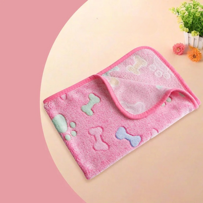Winter Velvet Pet Blanket With Paw Pattern - Soft Warm Dog Cat Mat