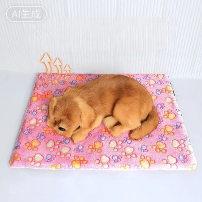 Self Warming Cat Bed With Claw Print Pattern For Indoor Pets