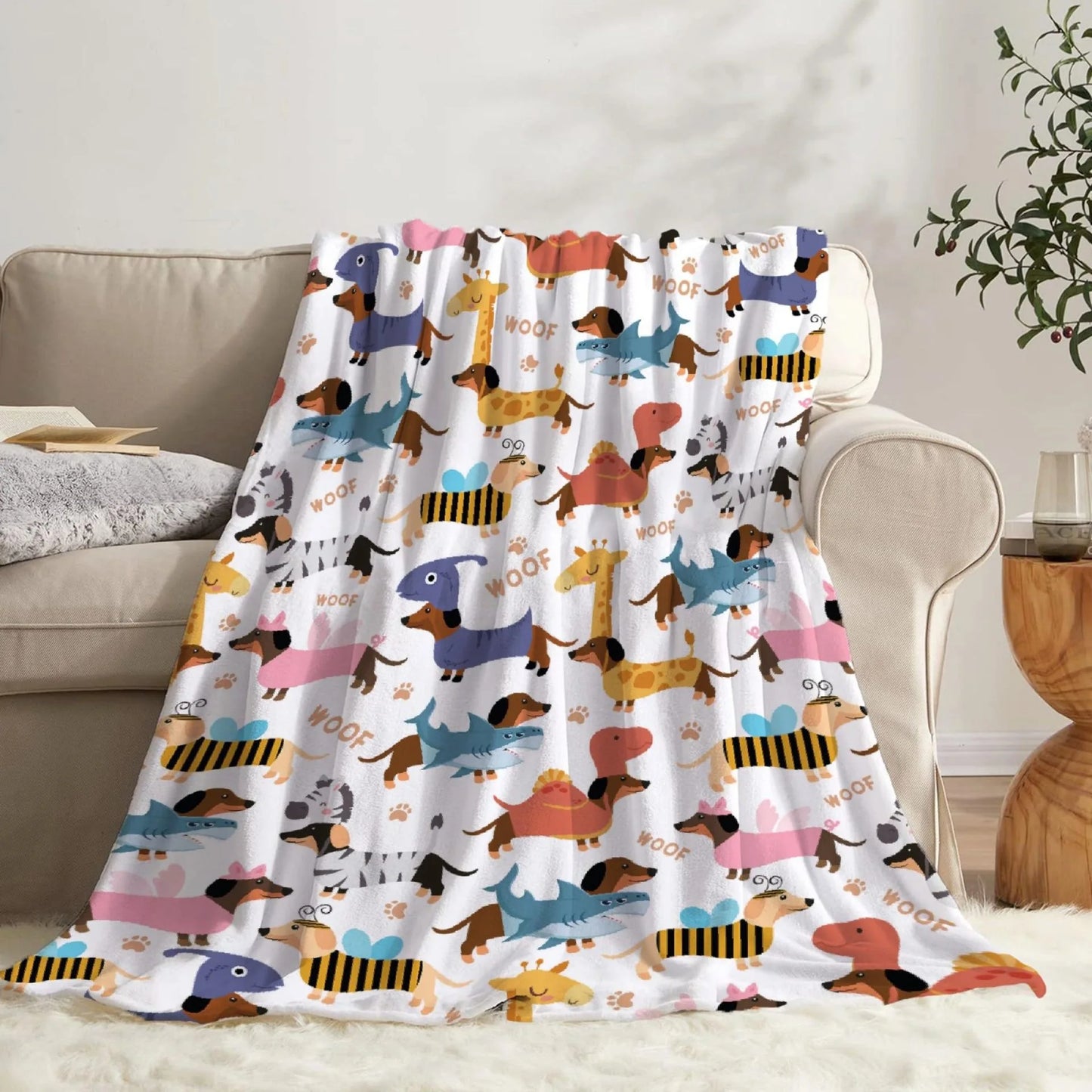 Cute Dachshund Blanket - Soft Flannel Cartoon Printed Throw