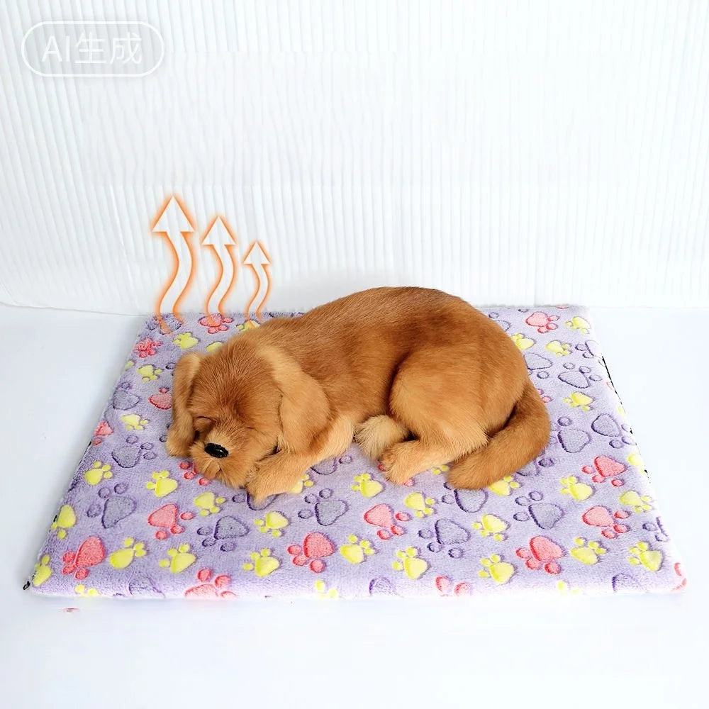 Self Warming Cat Bed With Claw Print Pattern For Indoor Pets
